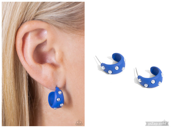 Cover PEARL - Blue Hoop Earring