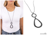 Focused Fashion - Black Necklace