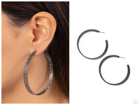 Candescent Curves - Black Hoop Earring