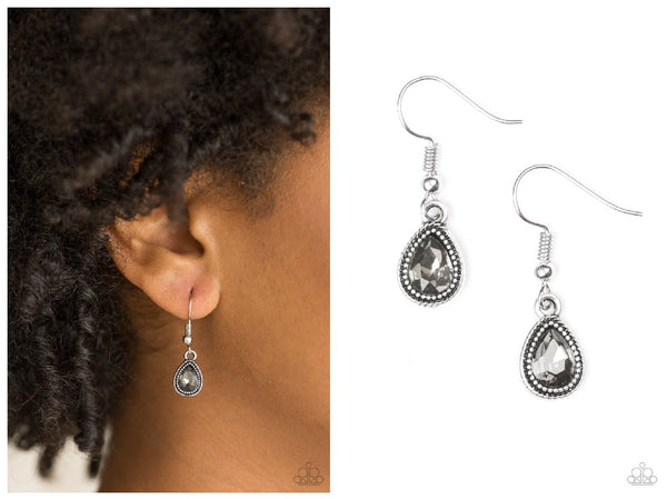 5th Avenue Appeal - Silver Earring