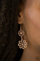 A Date With Daisies - Copper Earring