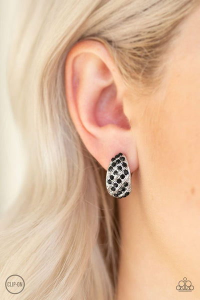 Sparkling Shells - Black Clip-on Earring