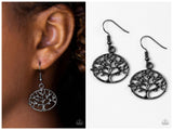 Dream TREEHOUSE - Black Earring