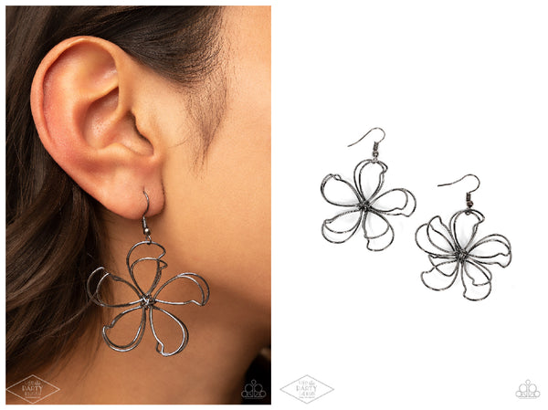 Miss Daisy - Gunmetal (Large) Earring