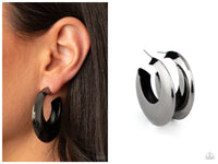 Chic CRESCENTO - Black Hoop Earring