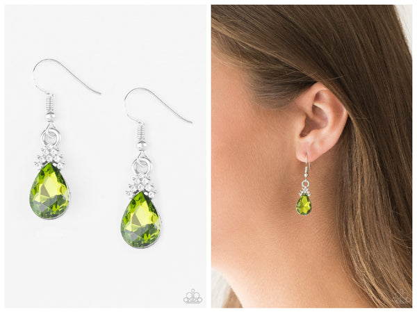 5th Avenue Fireworks - Green Earring