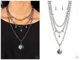 Under the Northern Lights - Black Necklace