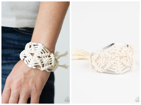 Macrame Mode - White Bracelet