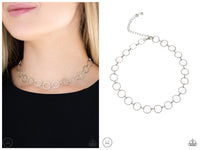 Metro Spunk - Silver Choker