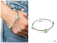 Dewdrop Dancing - Green Bracelet