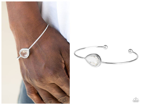 Make A Spectacle - White Bracelet